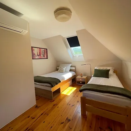 Apartment Ibolyaliget Vendeghaz Miskolc